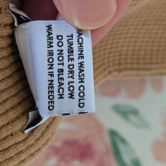 NWOT American Trench Cotton thermal scarf in Camel - Picture 4 of 8